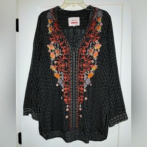 Johnny Was Biya size L silk blouse